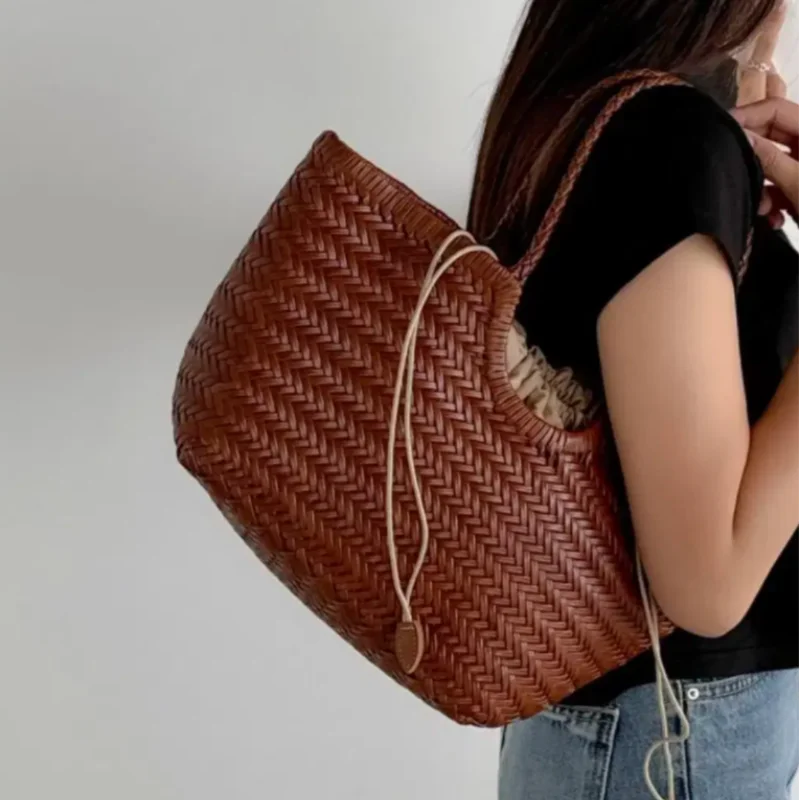 Tas Tote Rajut Tangan Merek Te - Women Bags Branded ulasan dan harga
